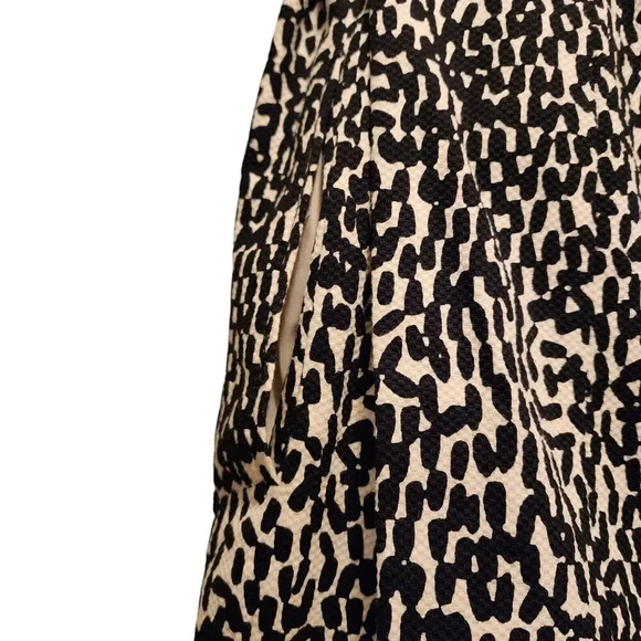 NWOT Diane von Furstenberg White Black Geometric Print Clyde Mini Skirt Size 4 - Picture 11 of 12